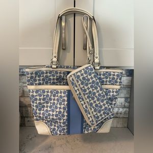 Coach Wallet and pocket book matching set